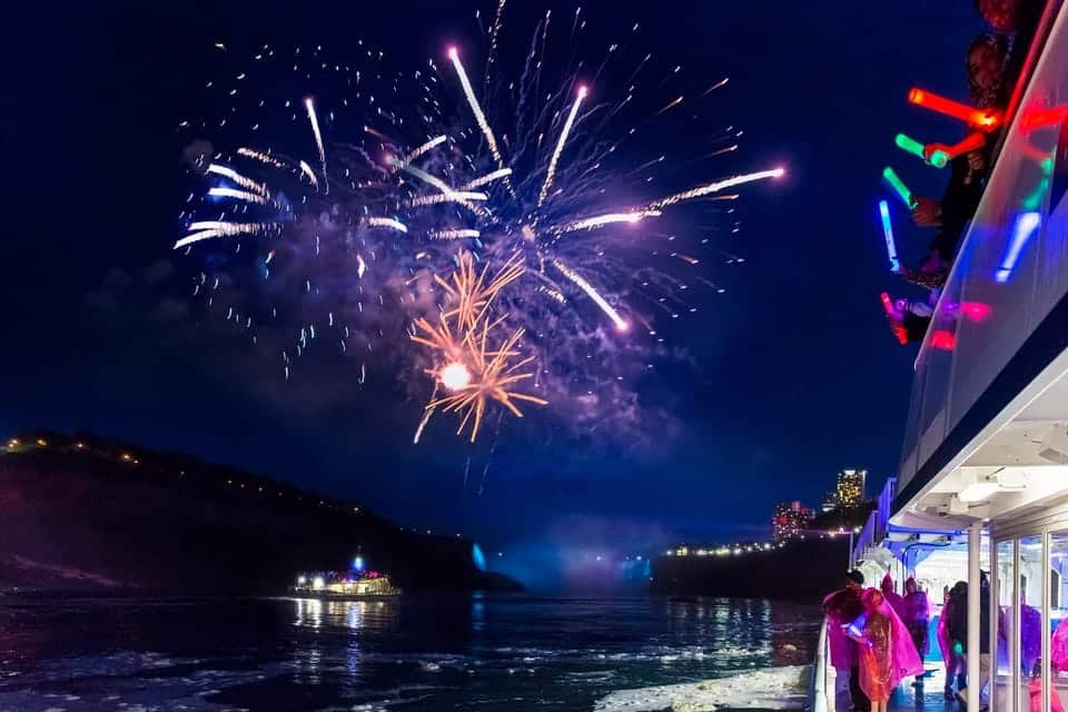 Ночной тур по Ниагарскому водопаду 2026